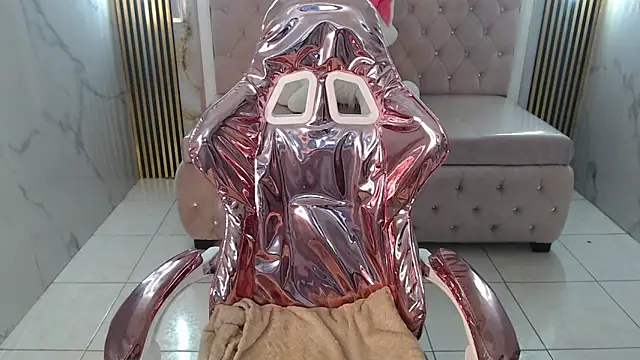 kim lush s online show from 10.24.25