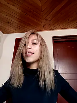 Snapshot of Anto_torres chatting on 04.02.26 Anto torres online show from 04.02.26