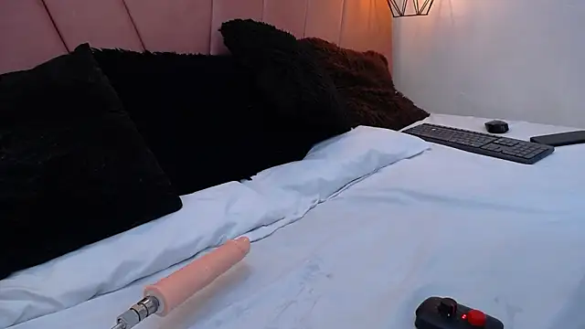 miss m1a online show from 11.17.25