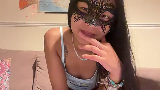 PixieDaisyy online show from 11.27.25