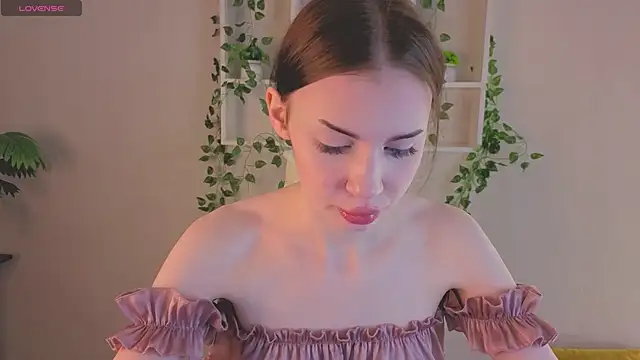 Jennie Hunter online show from 12.02.25