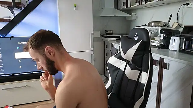 RyanStorm  online show from 12.05.25