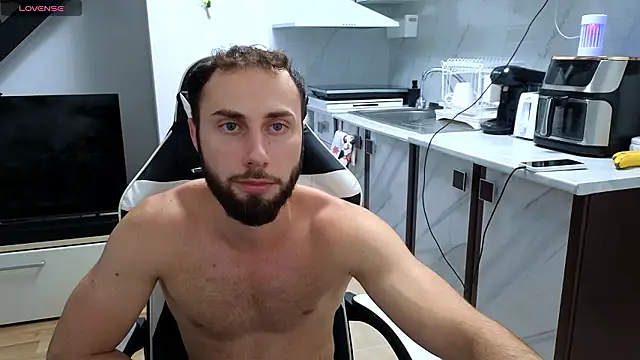RyanStorm  online show from 07.12.26