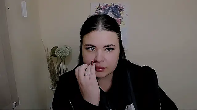 Snapshot of _Trisha_li chatting on 09.30.25 Trisha li online show from 09.30.25