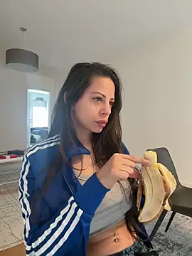 Snapshot of Teparolaverga1990 chatting on 03.27.26 Teparolaverga1990 online show from 03.27.26