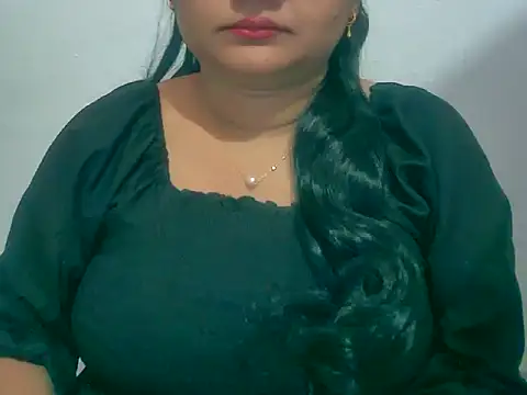 Snapshot of Saniya_K chatting on 11.14.25 Saniya K online show from 11.14.25