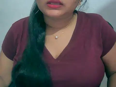 Snapshot of Saniya_K chatting on 12.04.25 Saniya K online show from 12.04.25