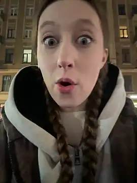 FroggyAnna online show from 03.11.26