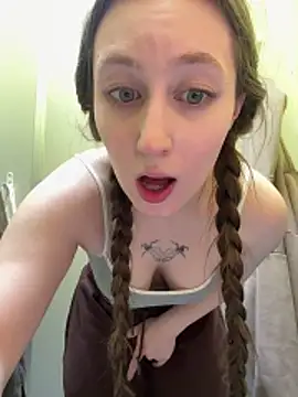 FroggyAnna online show from 04.29.26