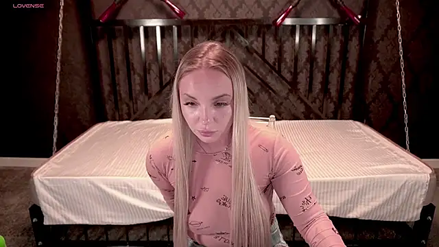 EvaSugar online show from 10.05.25