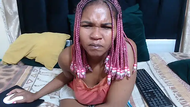 Snapshot of Hotsexyberry21 chatting on 10.20.25 Hotsexyberry21 online show from 10.20.25