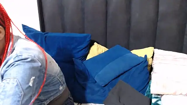 Snapshot of Hotsexyberry21 chatting on 11.24.25 Hotsexyberry21 online show from 11.24.25