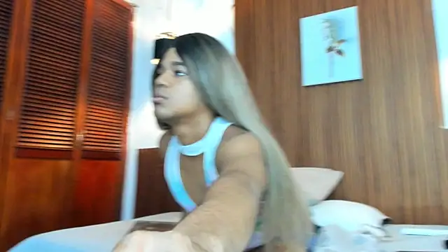 Snapshot of galactica_ chatting on 09.20.25 galactica online show from 09.20.25