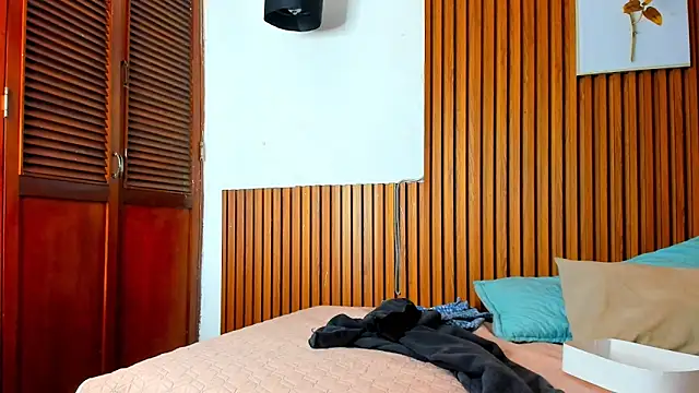 Snapshot of galactica_ chatting on 11.03.25 galactica online show from 11.03.25