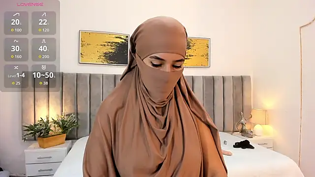 Snapshot of _shalimar chatting on 11.06.25 shalimar online show from 11.06.25