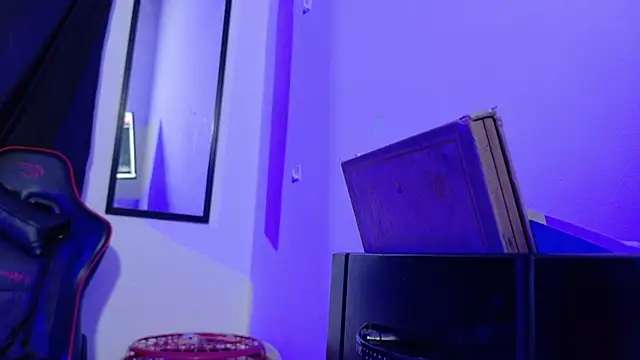 Rihanna hotx online show from 06.08.26