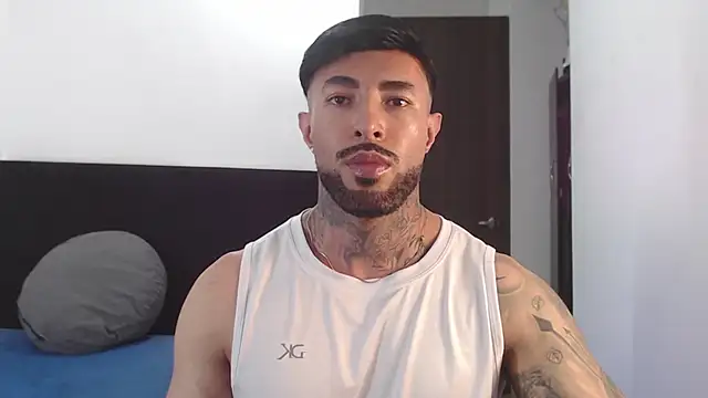 andrea de lucaa online show from 07.18.26