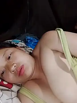 Snapshot of girl-babi chatting on 09.22.25 girl-babi online show from 09.22.25