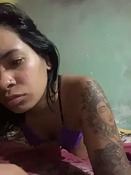 Vixxen 99 online show from 11.20.25