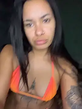 Vixxen 99 online show from 12.17.25