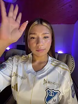 Isabella18 pink online show from 06.19.26