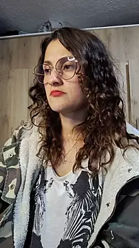 Snapshot of lindasyt chatting on 02.03.26 lindasyt online show from 02.03.26