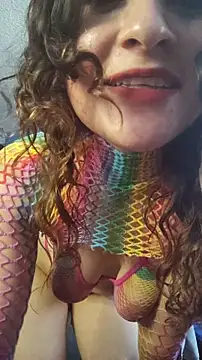 Snapshot of lindasyt chatting on 02.10.26 lindasyt online show from 02.10.26