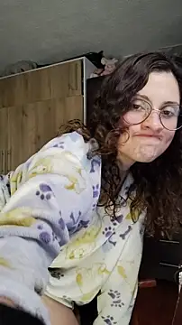 Snapshot of lindasyt chatting on 03.09.26 lindasyt online show from 03.09.26