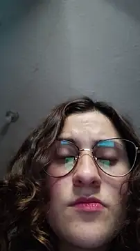 Snapshot of lindasyt chatting on 03.11.26 lindasyt online show from 03.11.26