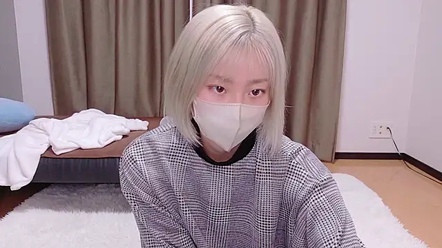 Snapshot of Nana__ch chatting on 05.30.26 Nana ch online show from 05.30.26
