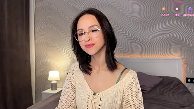 MiaSweetasHoney online show from 05.04.26