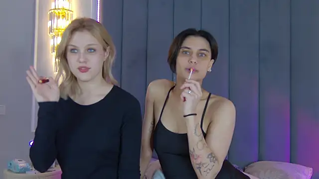 VioletAsh online show from 10.07.25