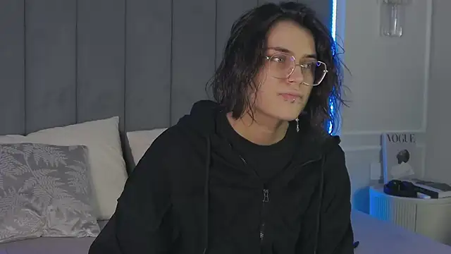 VioletAsh online show from 04.26.26