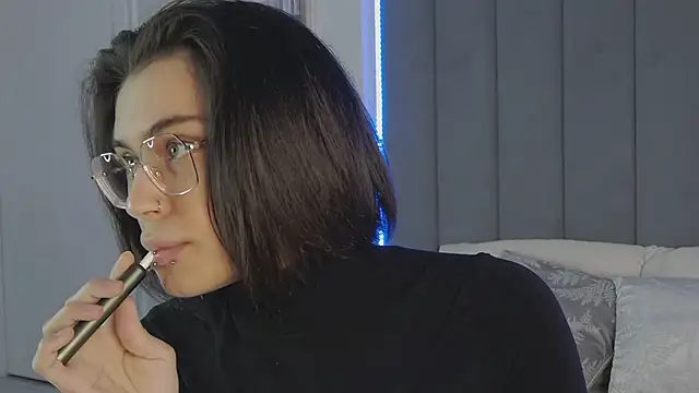 VioletAsh online show from 04.28.26
