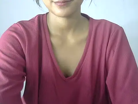 Snapshot of Nura7 chatting on 09.11.25 Nura7 online show from 09.11.25