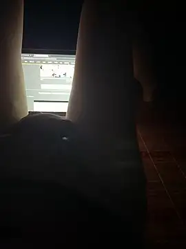 Snapshot of ehdwns chatting on 10.11.25 ehdwns online show from 10.11.25