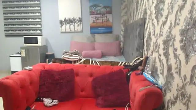 SweetPortableAmber online show from 06.10.26
