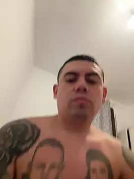 Snapshot of davidxxx099 chatting on 01.12.26 davidxxx099 online show from 01.12.26