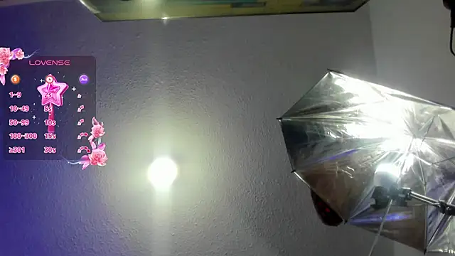 Snapshot of Hanna_wish chatting on 11.04.25 Hanna wish online show from 11.04.25