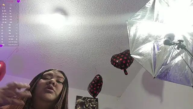 Snapshot of Hanna_wish chatting on 11.28.25 Hanna wish online show from 11.28.25