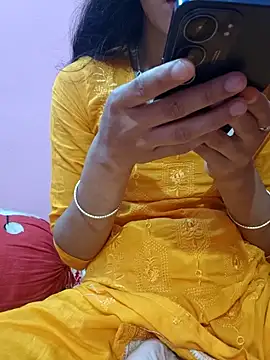 Snapshot of maya-Couple19 chatting on 03.05.26 maya-Couple19 online show from 03.05.26