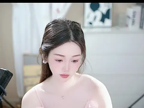 abbyli12 online show from 10.23.25