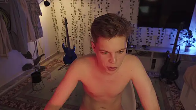 RusBradPitt online show from 09.21.25