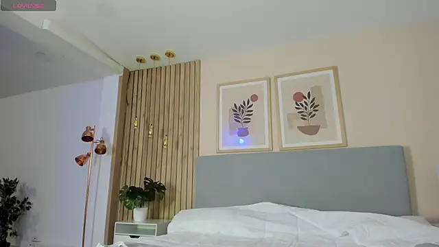 KiimJoi online show from 11.16.25