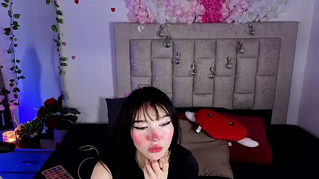 Isla rosee18 online show from 04.25.26