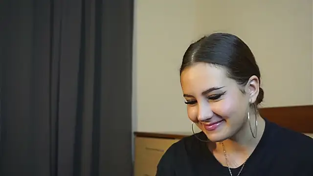 Snapshot of TerisaPurdy chatting on 11.04.25 TerisaPurdy online show from 11.04.25