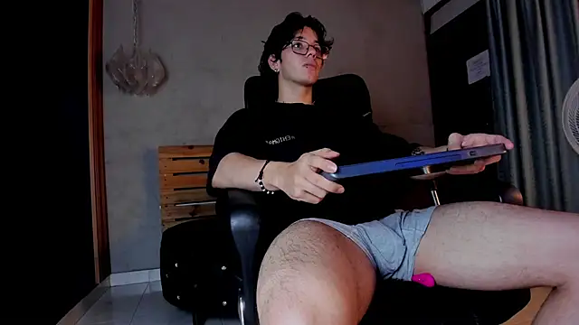 Markuss   online show from 10.18.25