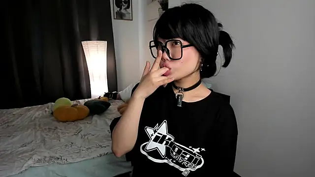  molly molly molly  online show from 10.04.25