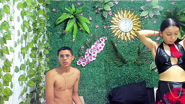 MielAndLeo online show from 09.15.25