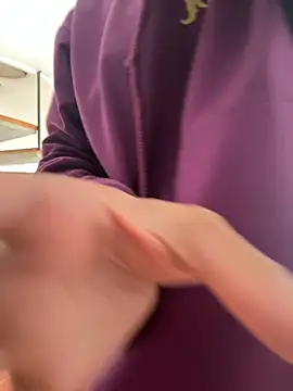 Snapshot of sabrina_rosee chatting on 10.16.25 sabrina rosee online show from 10.16.25